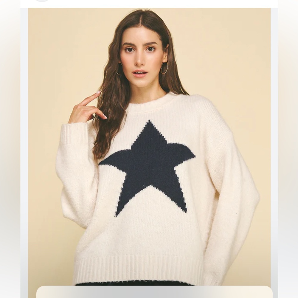 YE MAK Cream Sweater with Black Star WOMANS SIZE SMALL